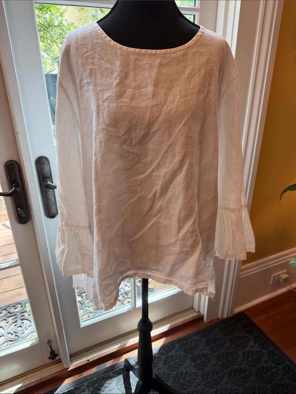 bryn Walker Cream Linen Ruffle-Sleeve Women's Blouse